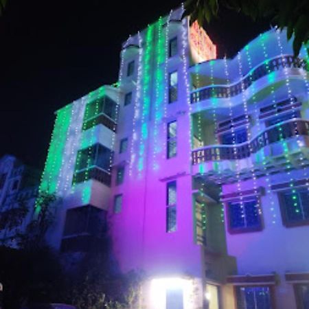 Roxy Inn,Cuttack Extérieur photo