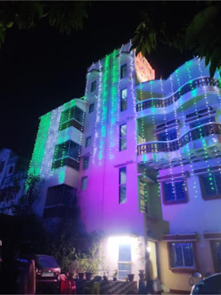 Roxy Inn,Cuttack Extérieur photo